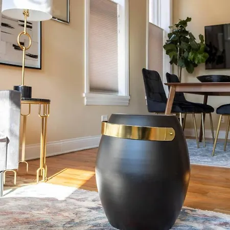 Ferienwohnung Getaway In The Heart Of Pilsen Chicago
